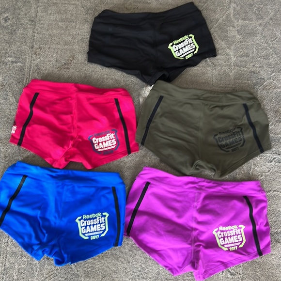 Set of 5 Reebok CrossFit shorts - Picture 2 of 3